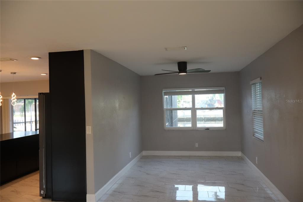 1019 SPINDLE PALM WAY photo 15