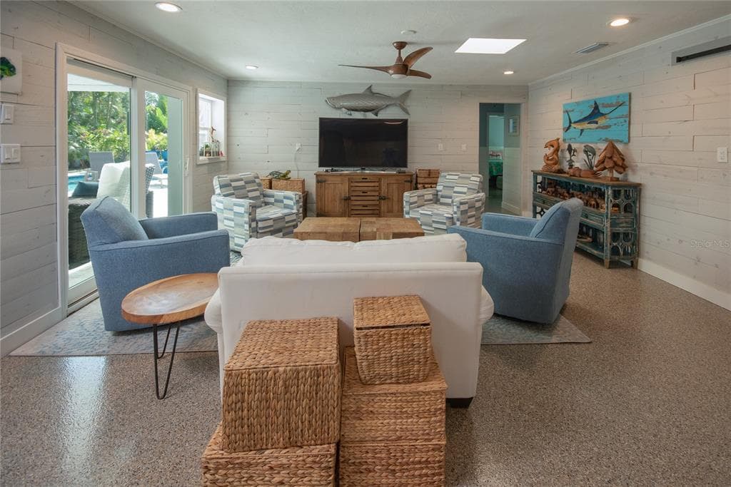 4925 PRIMROSE PATH photo 8