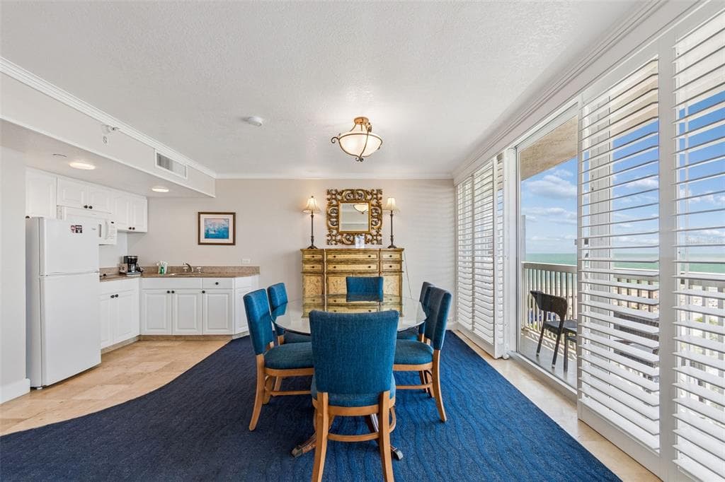 5500 GULF BOULEVARD 7230 photo 5