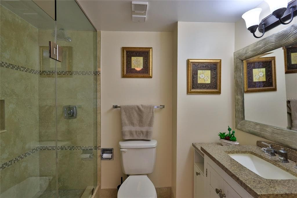 2200 N ATLANTIC AVENUE 1201 photo 25