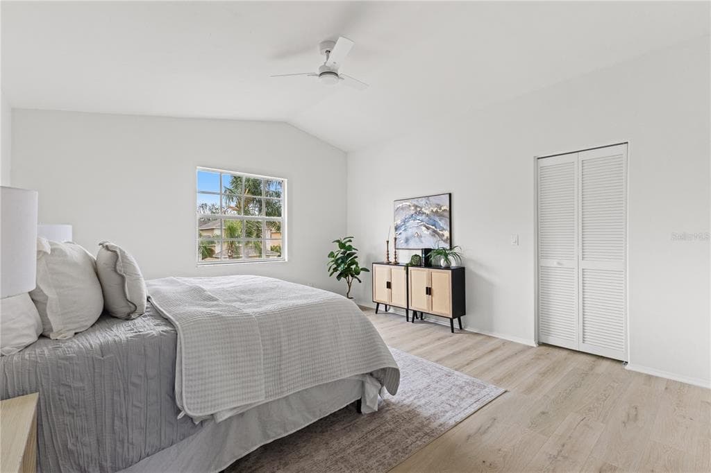 11503 WHISPERING HOLLOW DRIVE photo 8