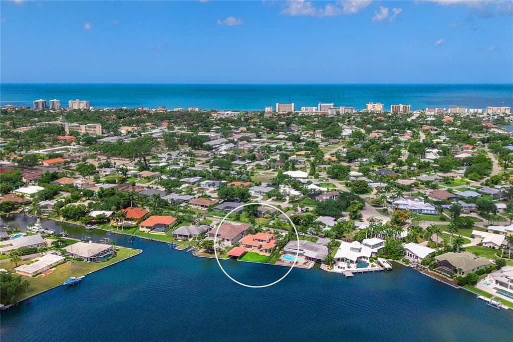 330 W BAY DRIVE photo 3