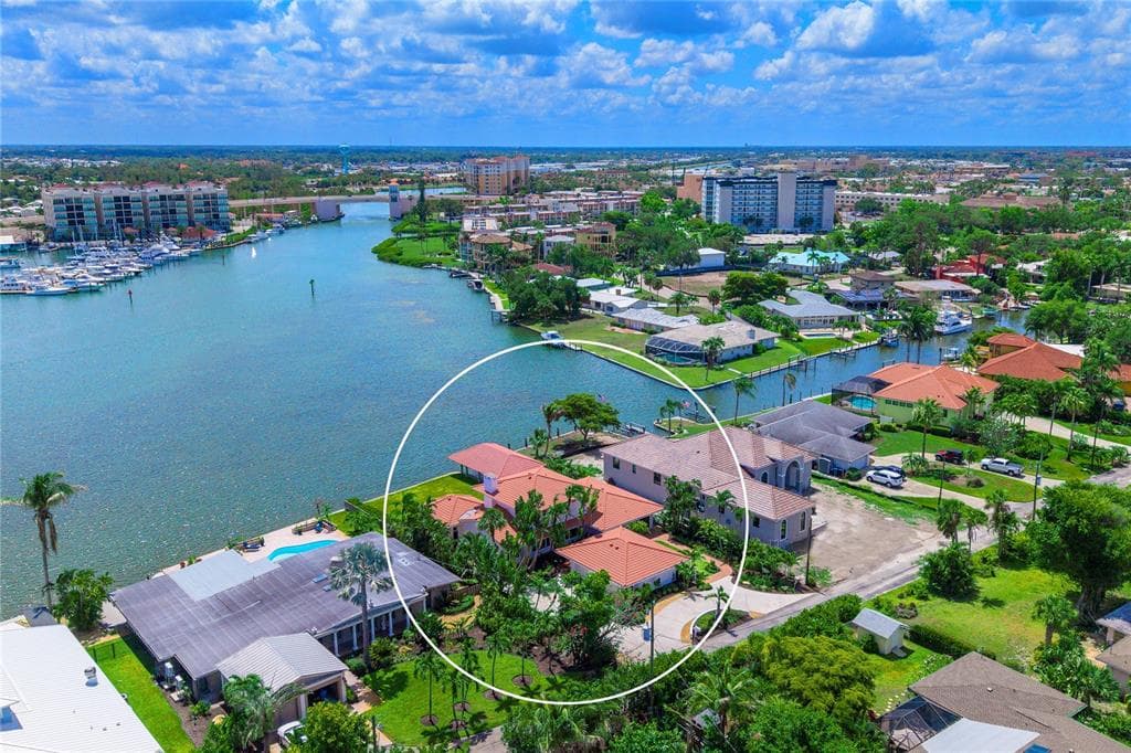 330 W BAY DRIVE photo 4