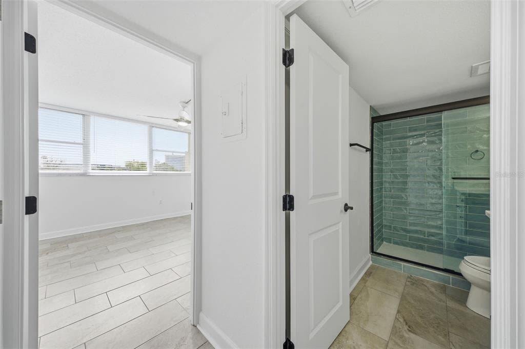7465 BAY ISLAND DRIVE S 112 photo 16