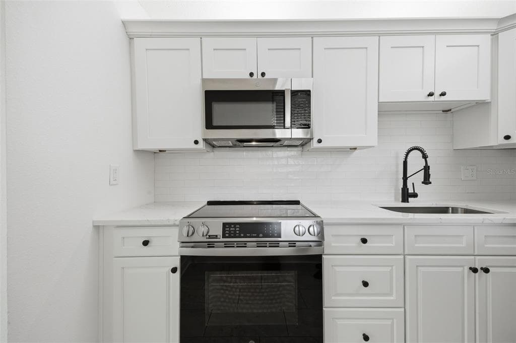7465 BAY ISLAND DRIVE S 112 photo 12