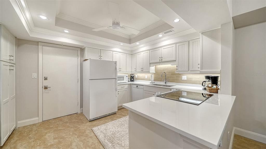 2301 GULF OF MEXICO DRIVE 11N photo 3