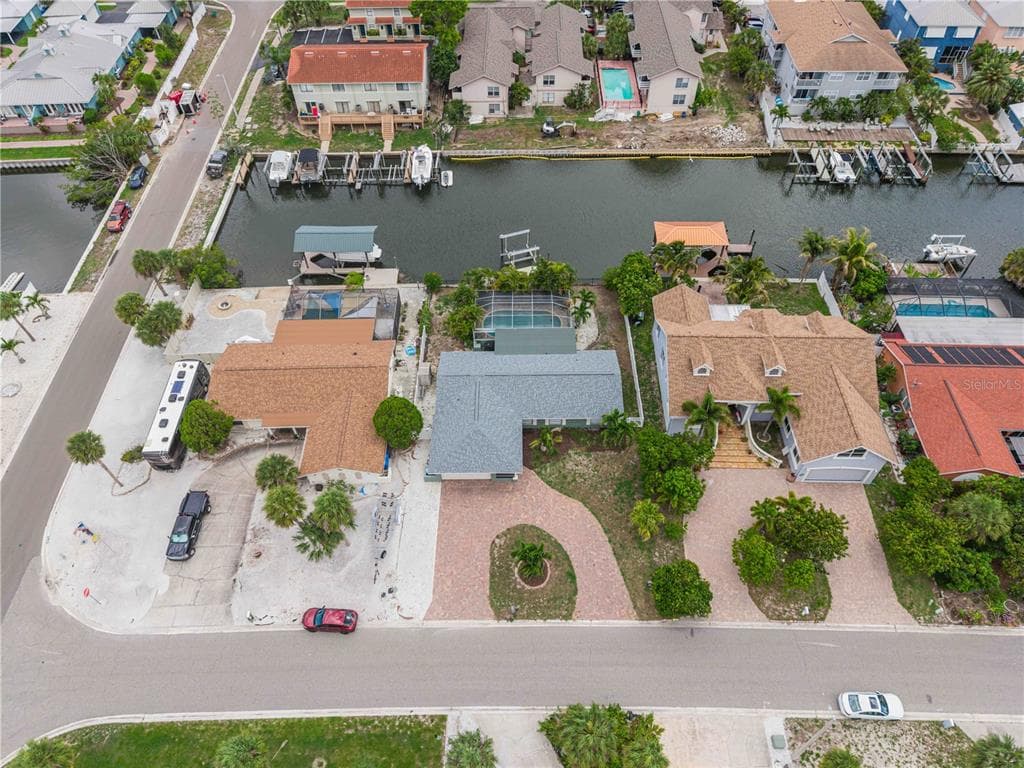 1004 SPINDLE PALM WAY photo 17