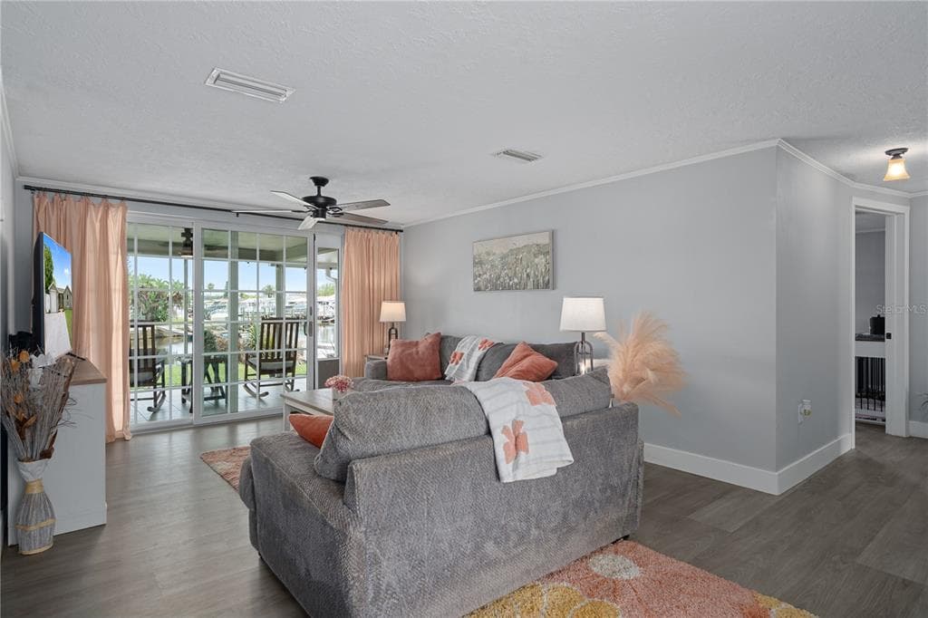 4865 SHELL STREAM BOULEVARD photo 9