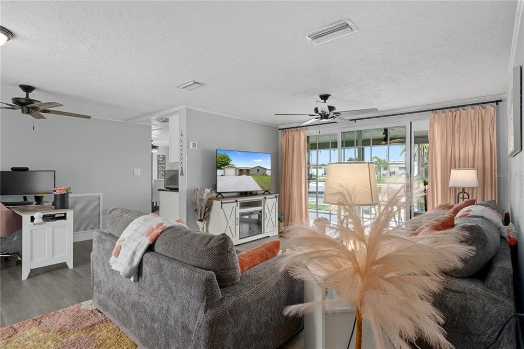 4865 SHELL STREAM BOULEVARD photo 10