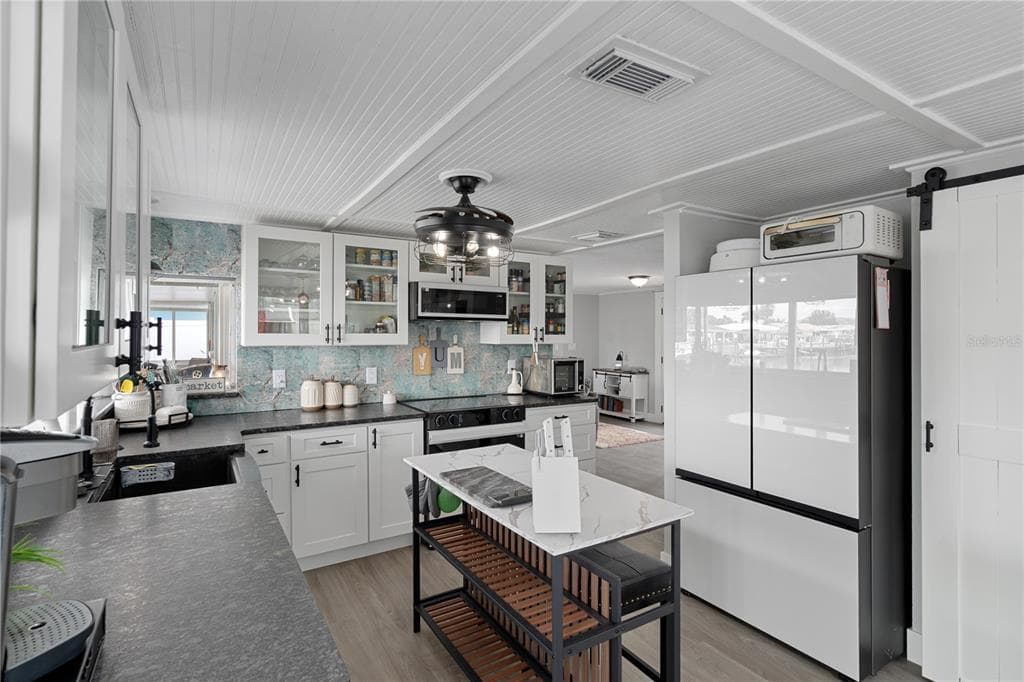 4865 SHELL STREAM BOULEVARD photo 18