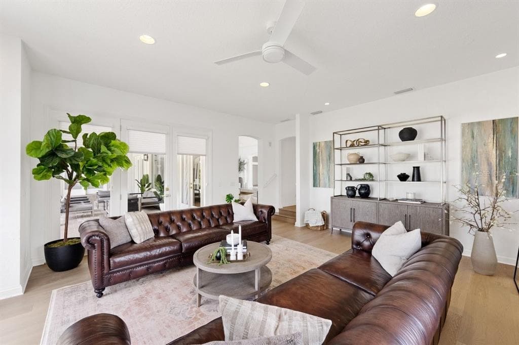 626 RIVERSIDE DRIVE photo 25