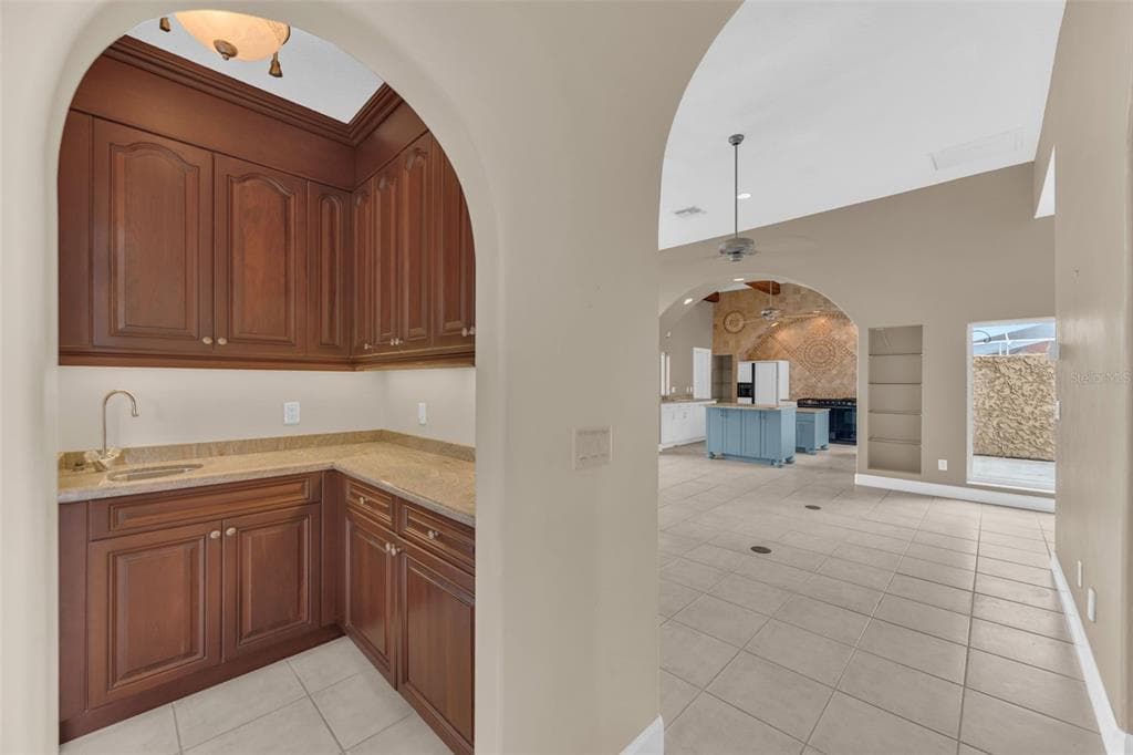 1005 PIANO LANE photo 10
