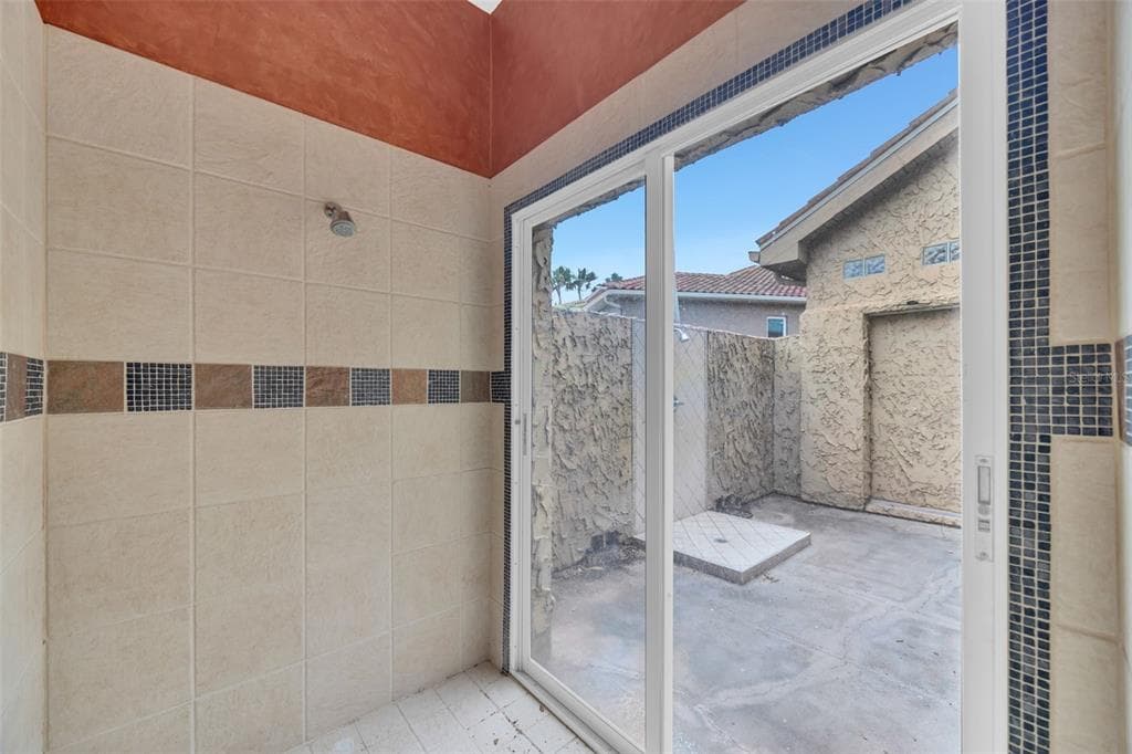 1005 PIANO LANE photo 25