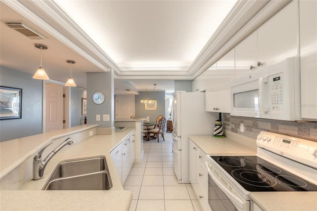 4631 S ATLANTIC AVENUE 8607 photo 13
