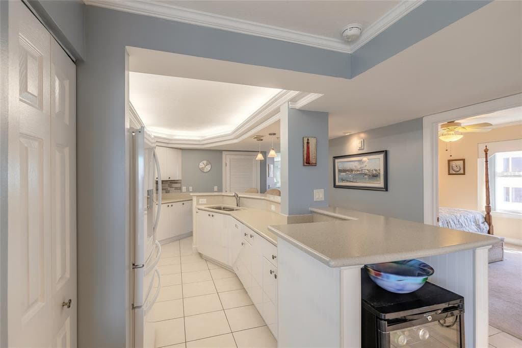 4631 S ATLANTIC AVENUE 8607 photo 14