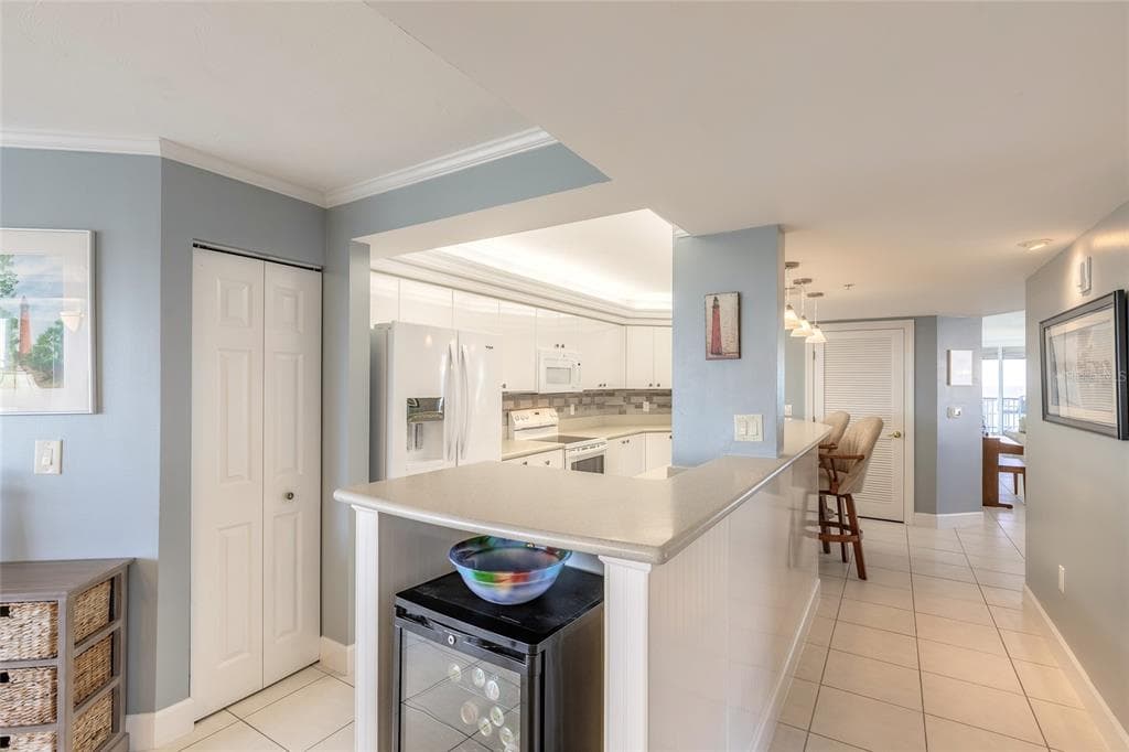 4631 S ATLANTIC AVENUE 8607 photo 15
