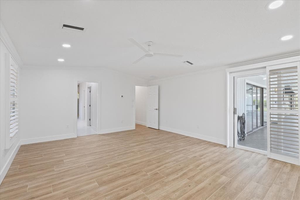 5623 HULL COURT photo 23