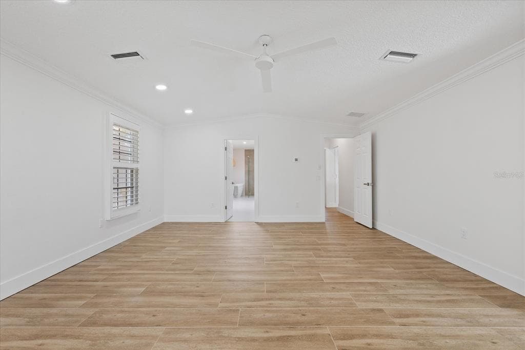 5623 HULL COURT photo 25