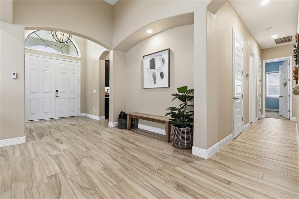 7966 WYNDHAM DRIVE photo 4