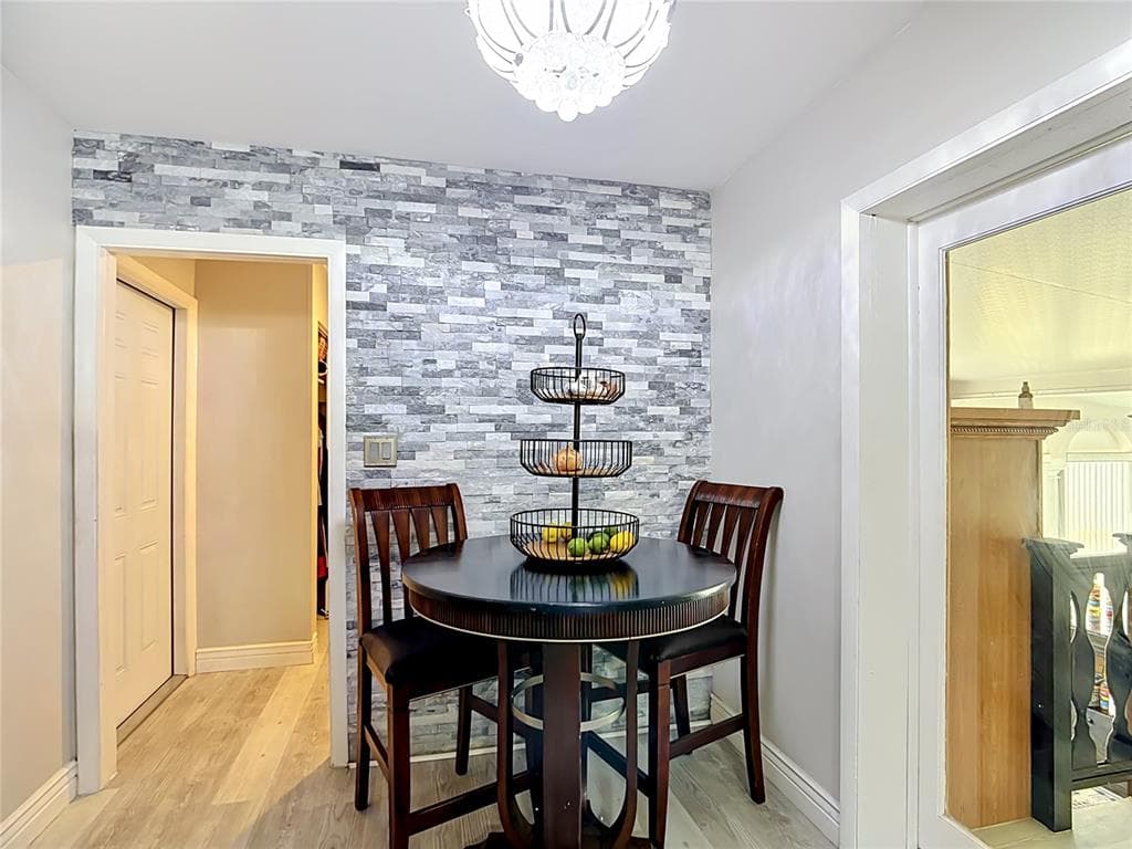 331 BAY STREET photo 16
