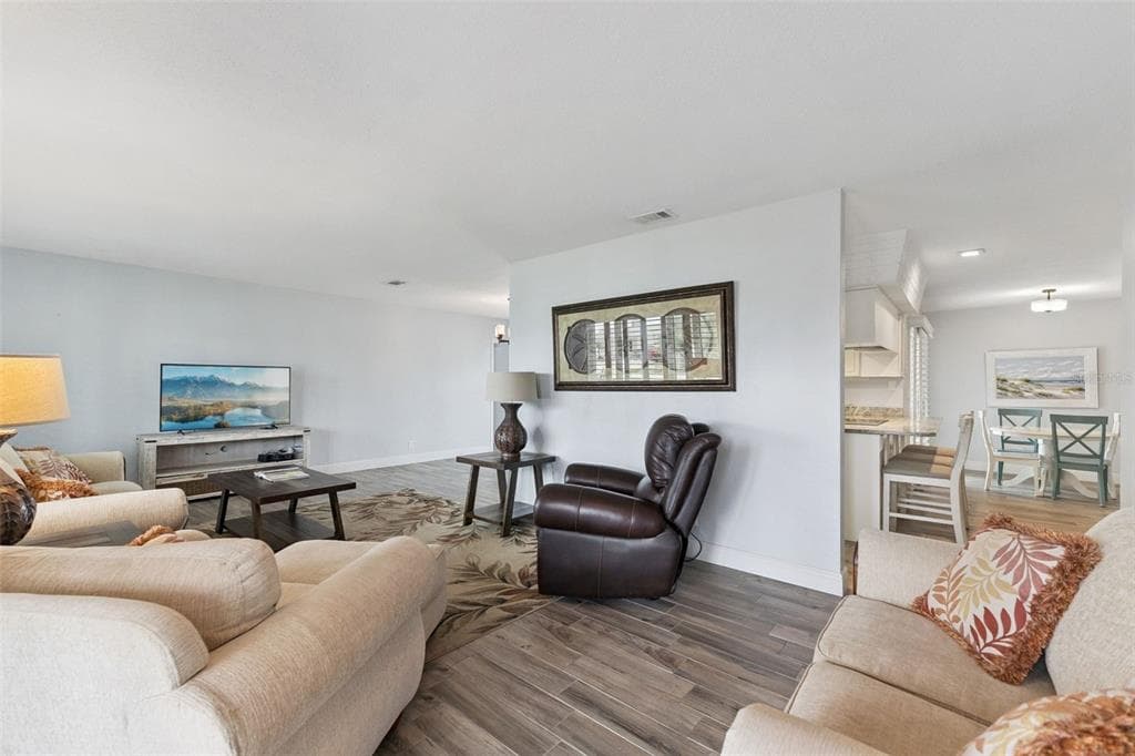 106 ANCHOR DRIVE photo 11