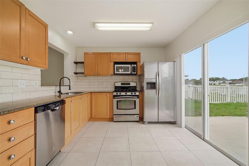 10604 LAKESIDE VISTA DRIVE photo 18