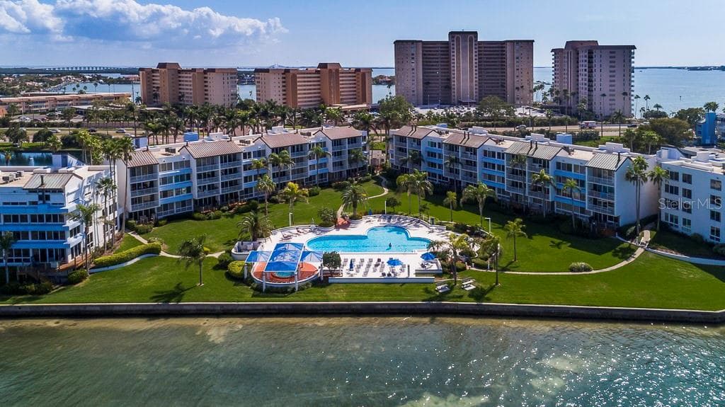 5155 ISLA KEY BOULEVARD S 304 photo 18
