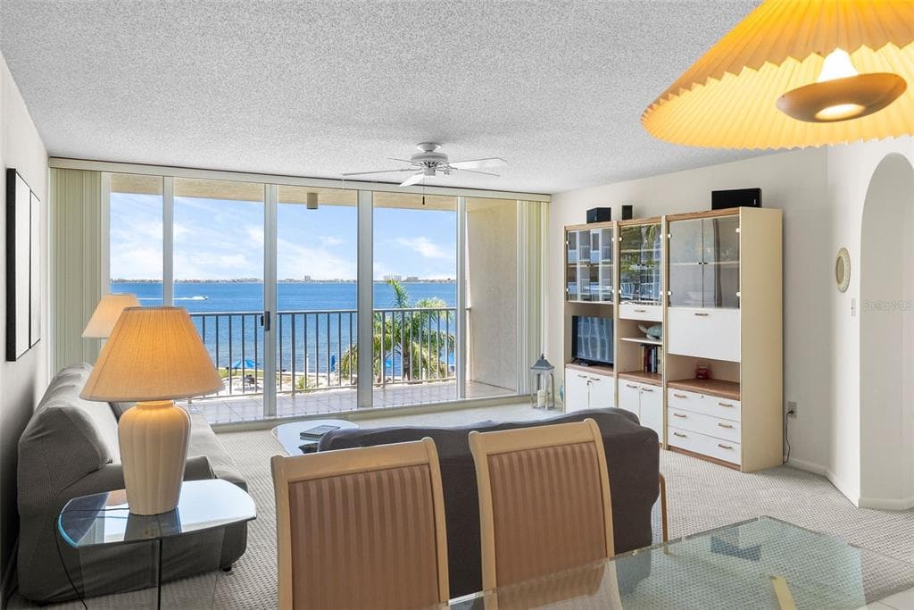 5155 ISLA KEY BOULEVARD S 304 photo 4