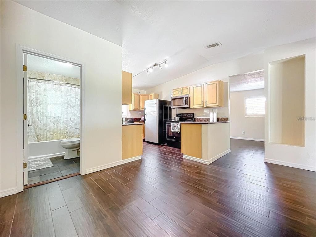 33 S ORTMAN DRIVE photo 17