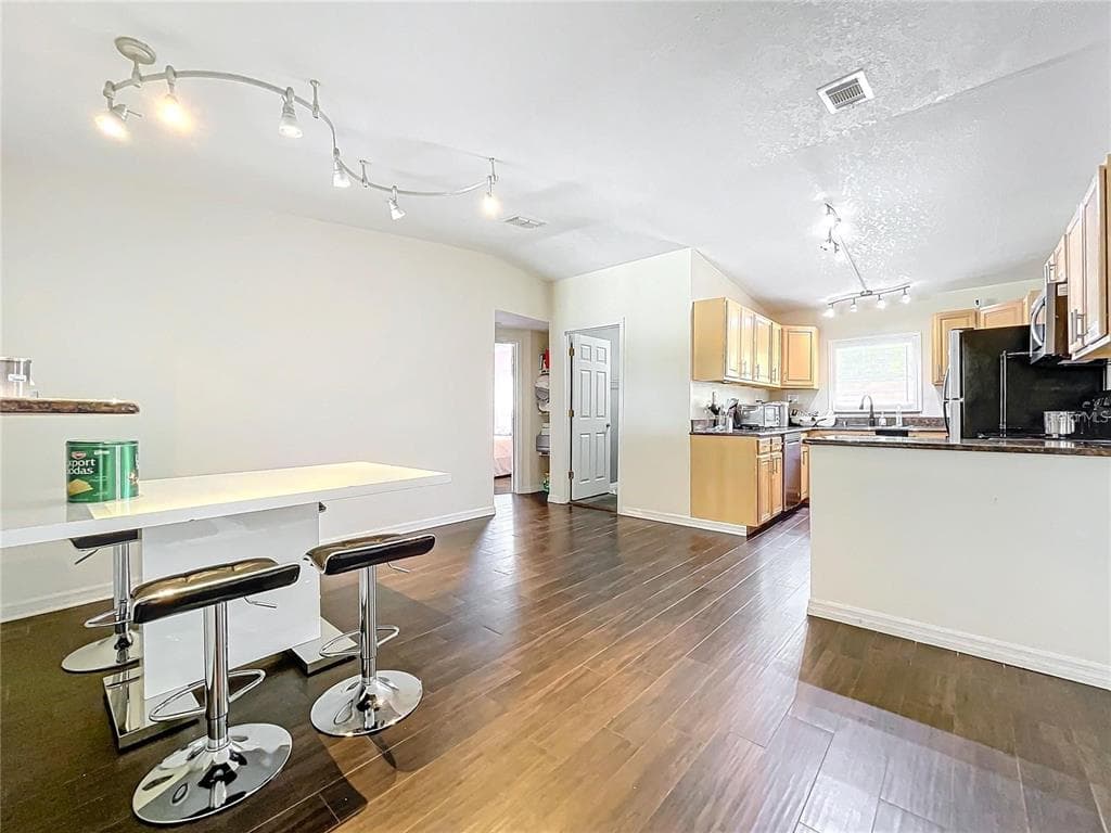 33 S ORTMAN DRIVE photo 18