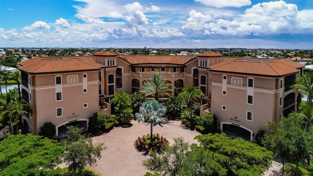 88 VIVANTE BOULEVARD 205 photo 1