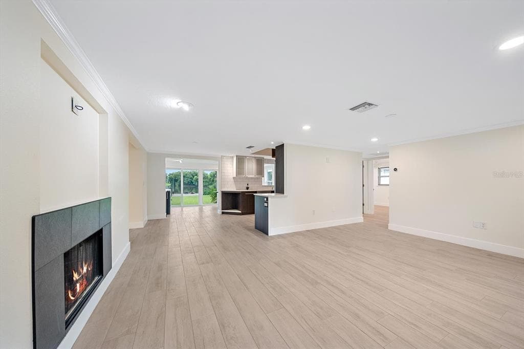 4271 LAGO WAY photo 8