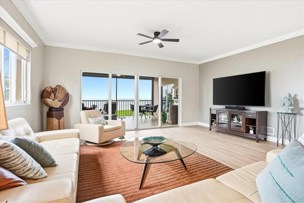93 VIVANTE BOULEVARD 9321 photo 5