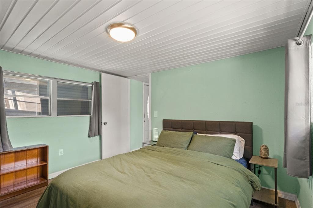 6380 RICHARD DRIVE photo 21