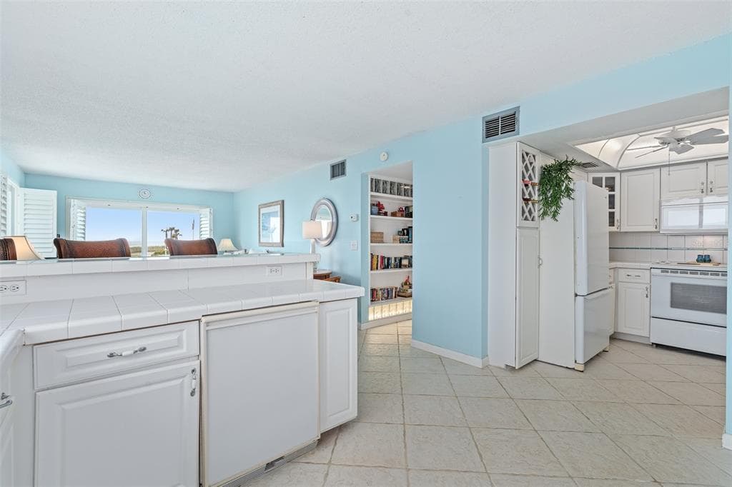 3510 S OCEAN SHORE BOULEVARD 112 photo 19