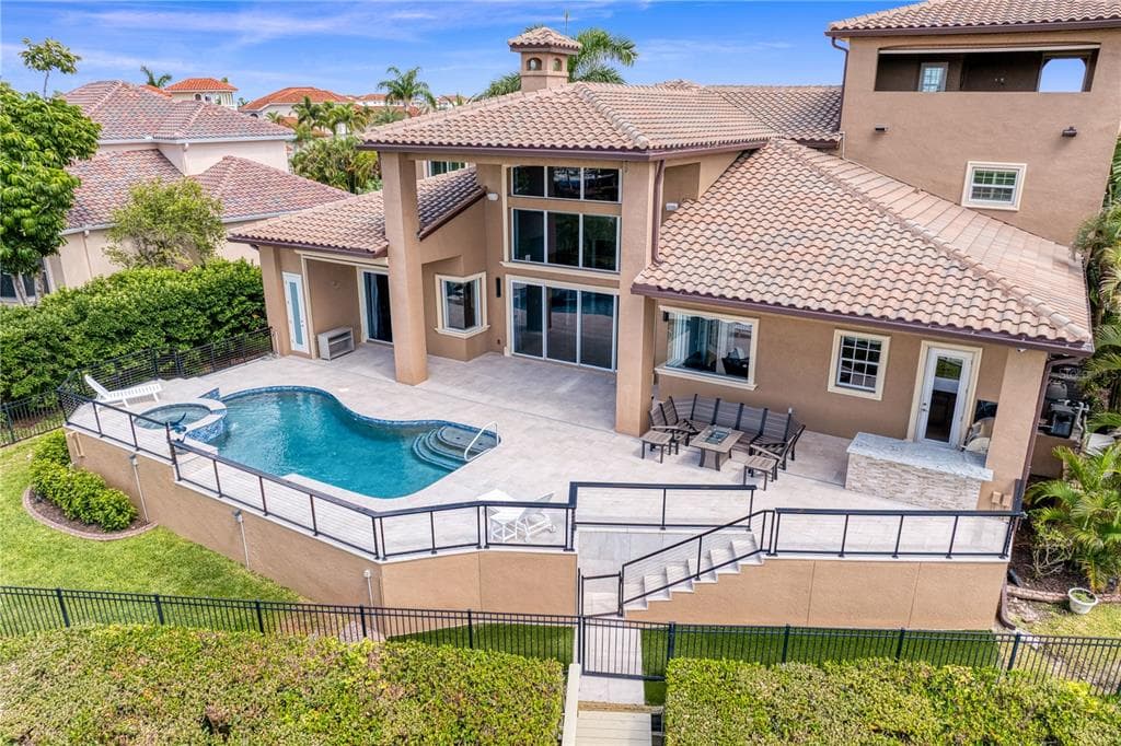 6459 RUBIA CIRCLE photo 2