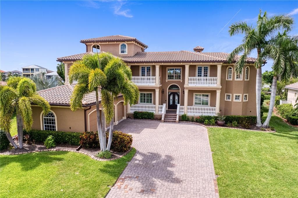 6459 RUBIA CIRCLE photo 3