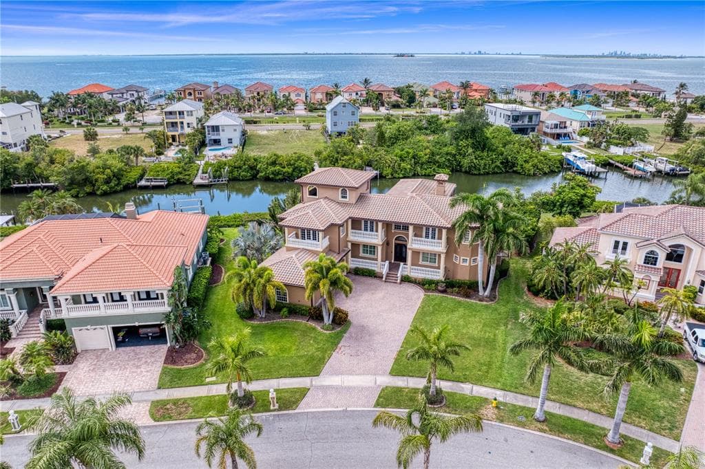 6459 RUBIA CIRCLE photo 1