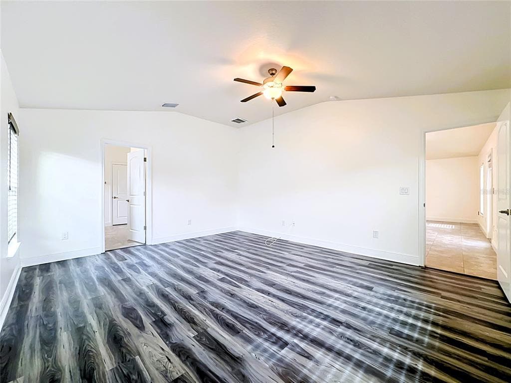 9210 52ND AVENUE E photo 16