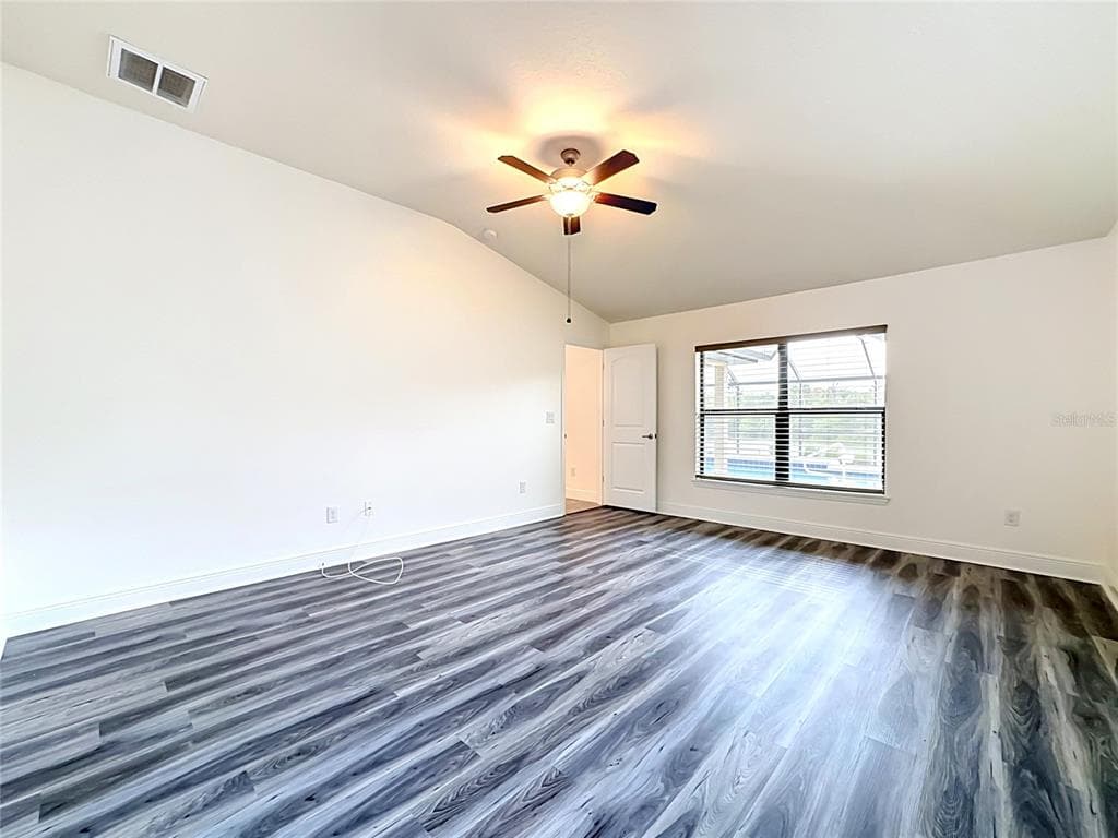 9210 52ND AVENUE E photo 15