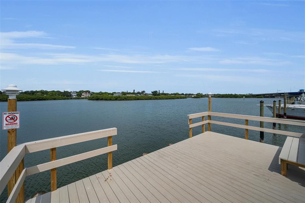 19111 VISTA BAY DRIVE 304 photo 15