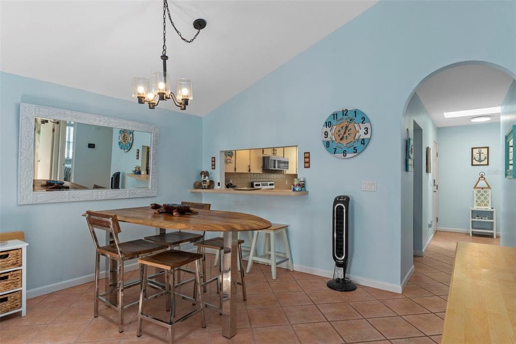 5250 S RIVERVIEW CIRCLE photo 15