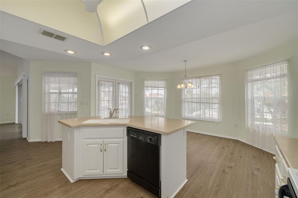 9908 SAN SIERRA WAY photo 16