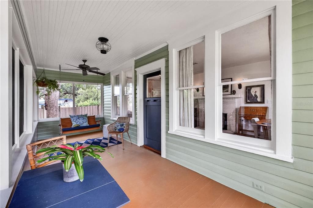 1800 CARLTON DRIVE photo 3