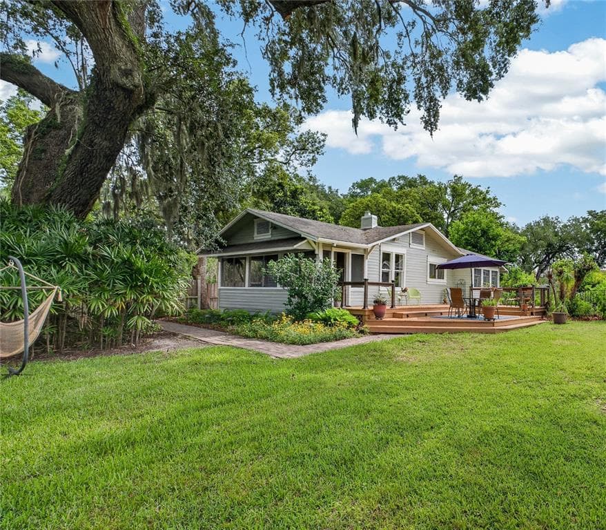 1800 CARLTON DRIVE photo 1