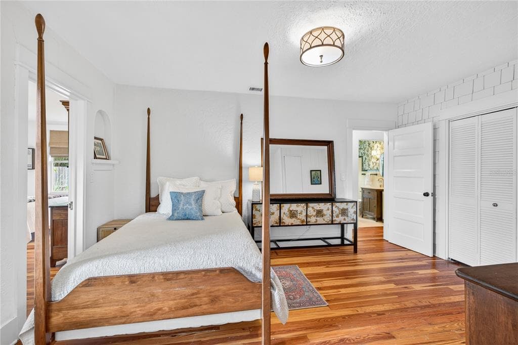 1800 CARLTON DRIVE photo 20