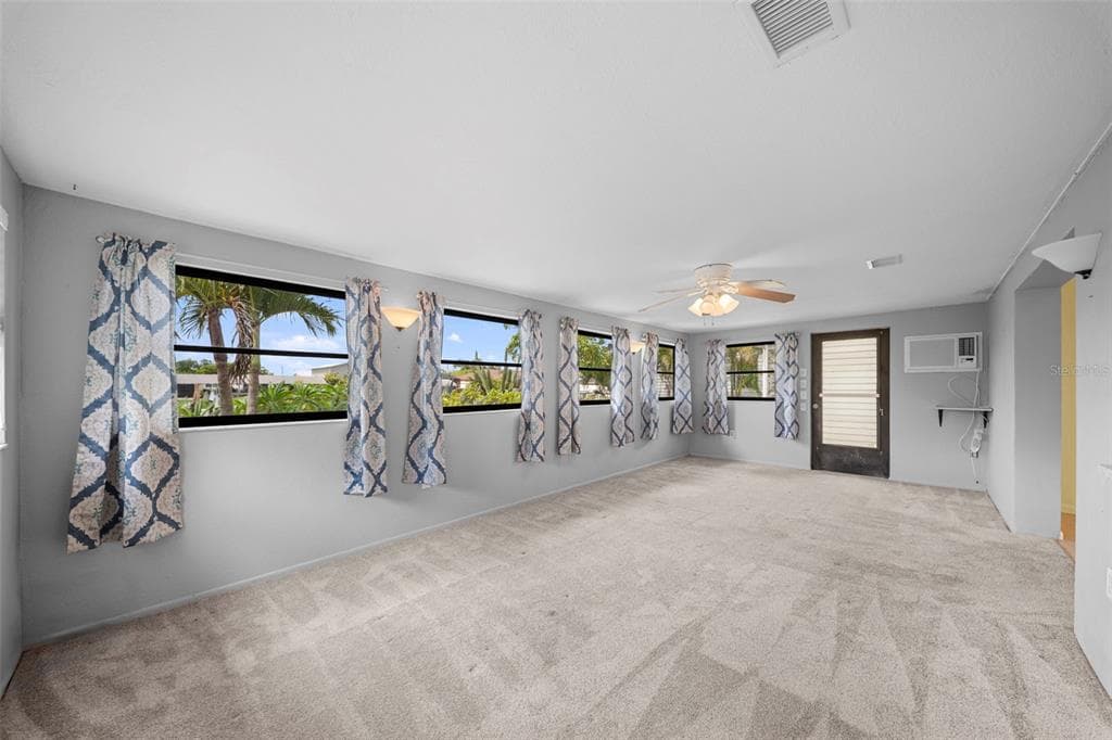 115 BEDFORD DRIVE NE photo 12