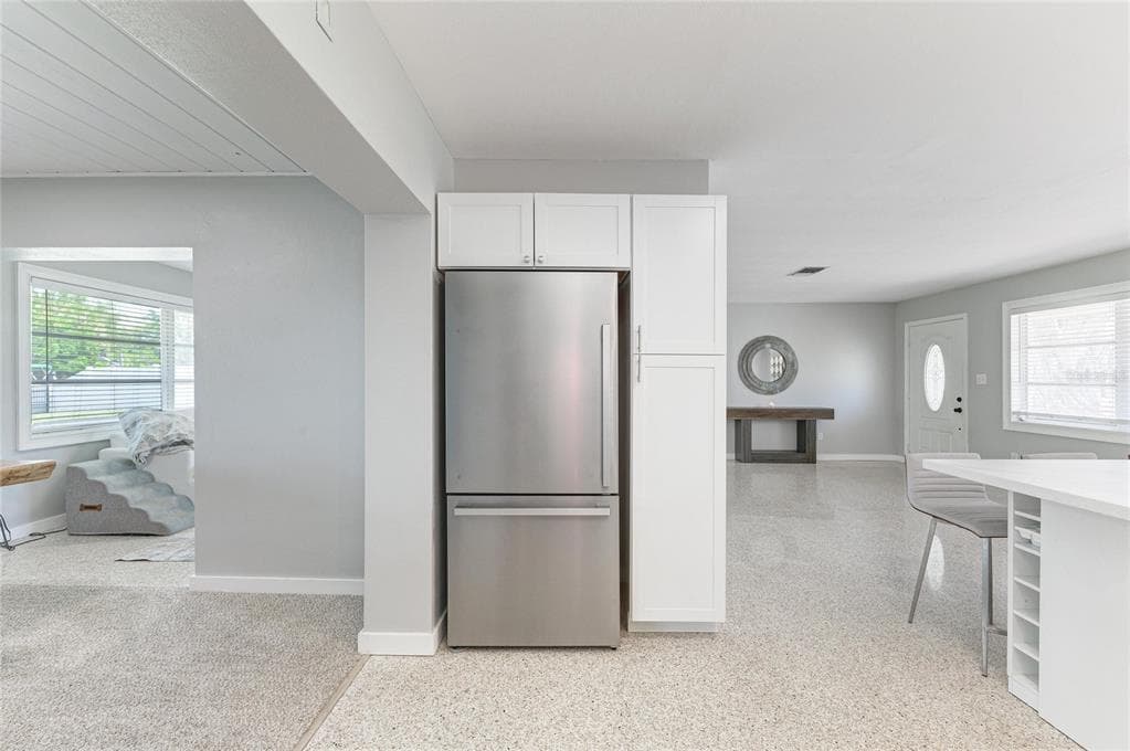 302 DONA DRIVE photo 22