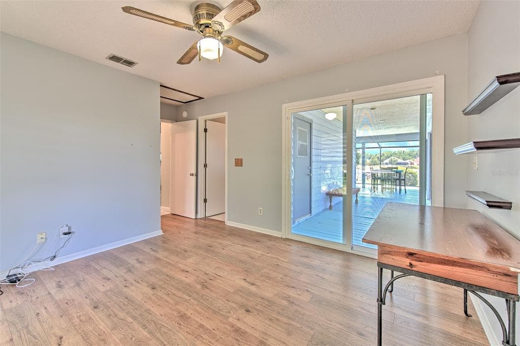 2459 SHOREWOOD LANE photo 25