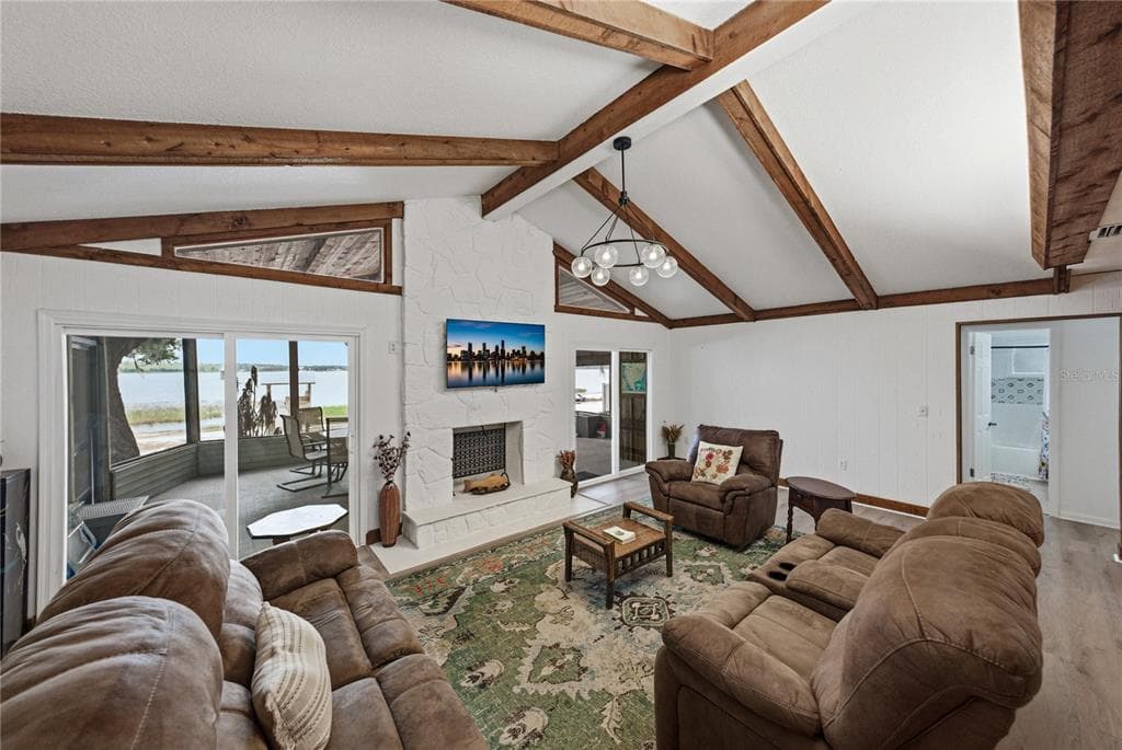 914 MANGHAM ROAD photo 22